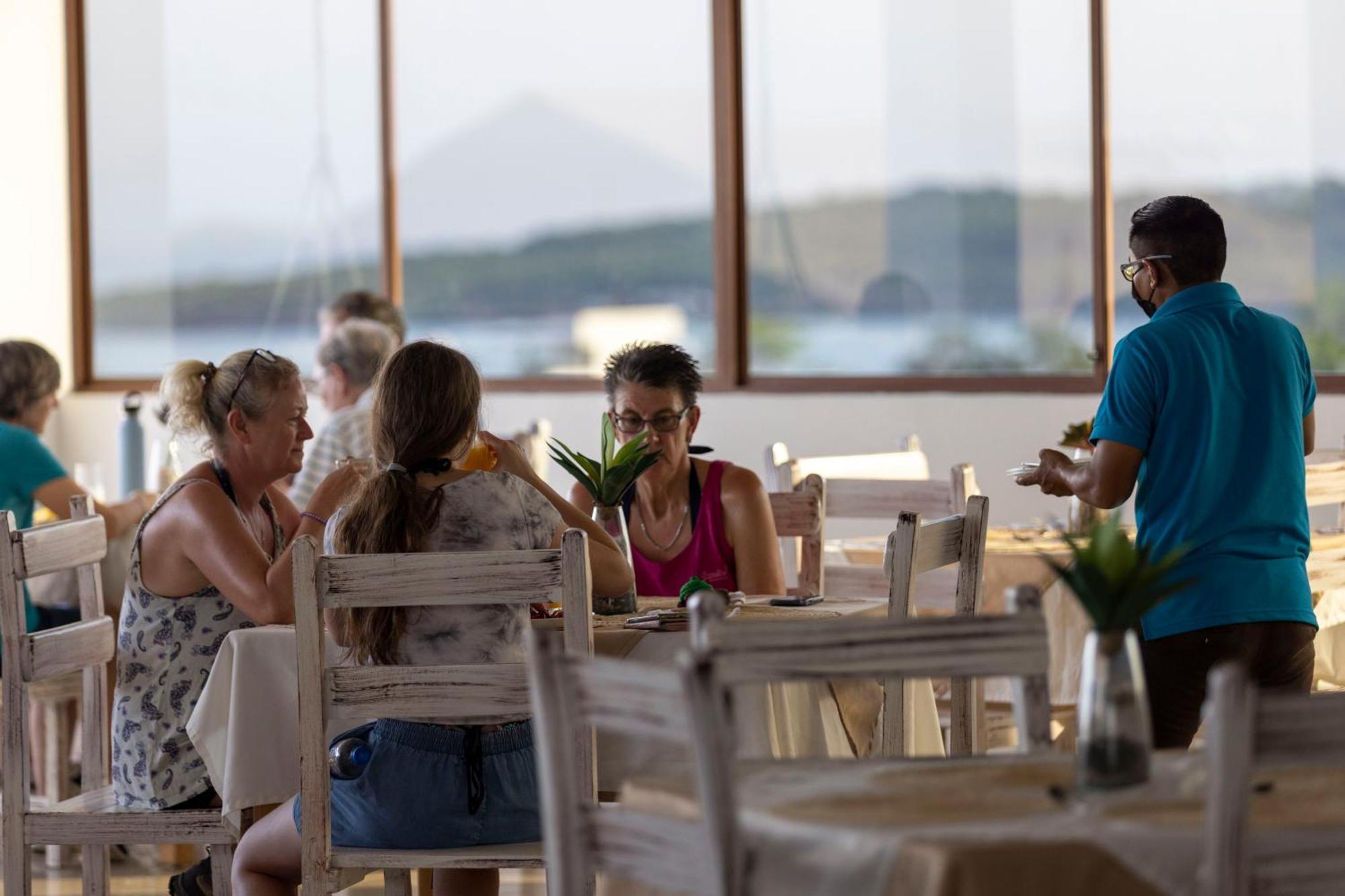 Galapagos Planet Hotel Пуэрто-Бакерисо-Морено Экстерьер фото